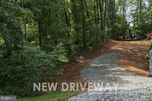 8186 Meetze, Warrenton, VA 20187 - Photo 1
