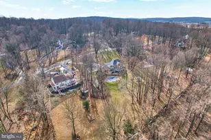 5828 Hunton Wood Dr, Broad Run, VA 20137 - Photo 91