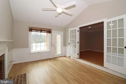 6885 Walnut Heights Drive, Warrenton, VA 20186 - Photo 11