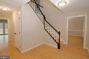 6885 Walnut Heights Dr, Warrenton, VA 20186 - Photo 5