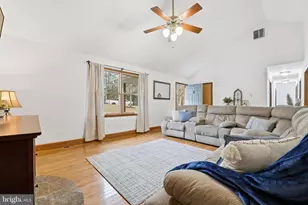 14566 Snake Castle Rd, Sumerduck, VA 22742 - Photo 9