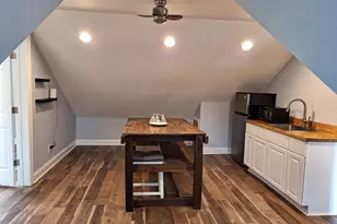 9078 NW Barn Apt Knoll Run, Marshall, VA 20115 - Photo 7