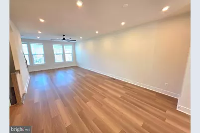 4254 Frost Street, Marshall, VA 20115 - Photo 9