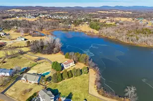 6743 Lake Dr, Warrenton, VA 20187 - Photo 83