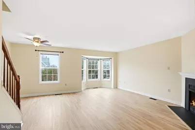 541 Highland Towne Lane, Warrenton, VA 20186 - Photo 5