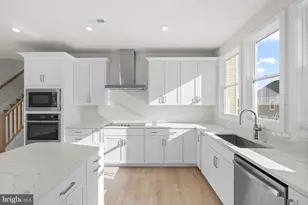 1045 Captain Richards Ct, Marshall, VA 20115 - Photo 7