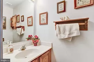 7184 Rebel Dr, Warrenton, VA 20187 - Photo 17