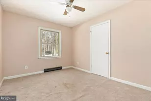 10090 Tyler Ln, Midland, VA 22728 - Photo 11
