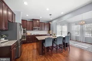 6841 Lake Anne Ct, Warrenton, VA 20187 - Photo 7