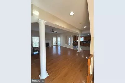 173 Autumn Wind Ct, Warrenton, VA 20186 - Photo 3