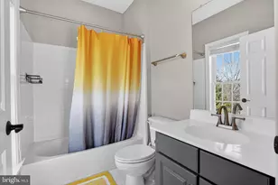 6827 Tanglewood Dr, Warrenton, VA 20187 - Photo 13