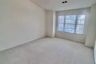 801 Col Edmonds Ct, Warrenton, VA 20186 - Photo 3