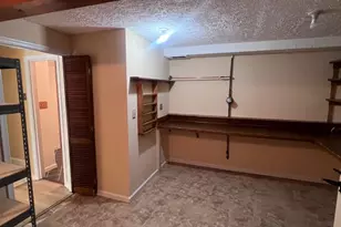 214 Fairfield Dr, Warrenton, VA 20186 - Photo 3