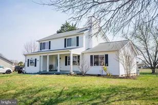 6867 Maplewood Dr, Bealeton, VA 22712 - Photo 1