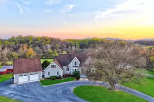 9393 Briar Ln, Delaplane, VA 20144 - Photo 1