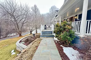 5755 Hunton Wood Dr, Broad Run, VA 20137 - Photo 15