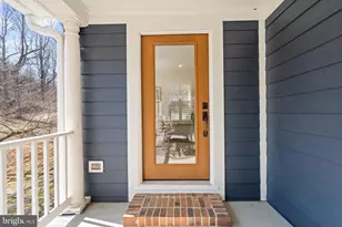 5755 Hunton Wood Dr, Broad Run, VA 20137 - Photo 11