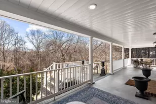 5755 Hunton Wood Dr, Broad Run, VA 20137 - Photo 15