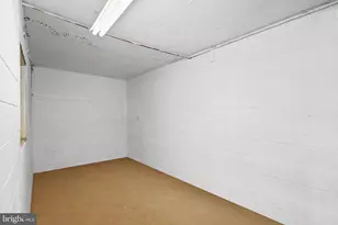 5755 Hunton Wood Dr, Broad Run, VA 20137 - Photo 117