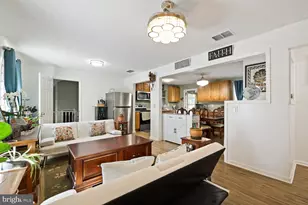 9463 Rogues Rd, Midland, VA 22728 - Photo 11