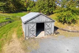 4392 Carrington Rd, Markham, VA 22643 - Photo 53