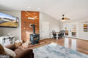 11155 Cedar Ln, Bealeton, VA 22712 - Photo 5