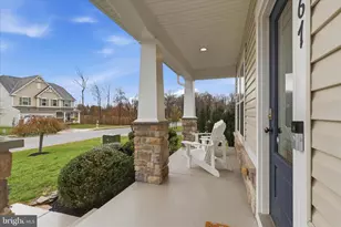 6767 Lake Anne Ct, Warrenton, VA 20187 - Photo 5