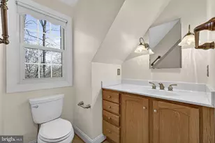 5835 Hunton Wood Dr, Broad Run, VA 20137 - Photo 29