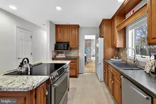 8423 Lock Ln, Warrenton, VA 20186 - Photo 21