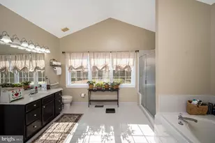 5823 Sumerduck Rd, Sumerduck, VA 22742 - Photo 9