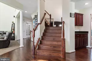 7494 Edington Dr, Warrenton, VA 20187 - Photo 11