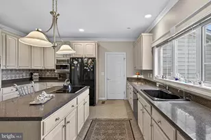 9491 Walsingham Ln, Marshall, VA 20115 - Photo 23