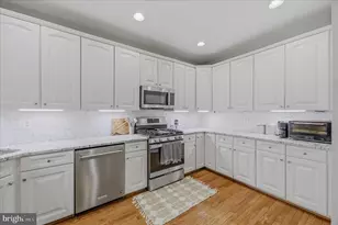 220 W Ridge Ct, Warrenton, VA 20186 - Photo 9