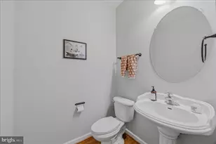 220 W Ridge Ct, Warrenton, VA 20186 - Photo 7