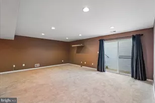 6854 Averbach Ct, Warrenton, VA 20187 - Photo 35