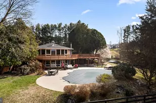 10803 Crest Hill Rd, Marshall, VA 20115 - Photo 1