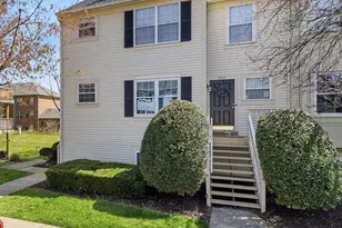 751 Cedar Crest Dr, Warrenton, VA 20186 - Photo 1