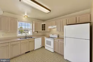 12166 Amanda Ct, Remington, VA 22734 - Photo 9