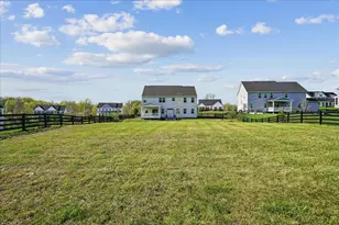 8016 International Dr, Warrenton, VA 20187 - Photo 33