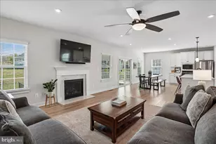 8016 International Dr, Warrenton, VA 20187 - Photo 5