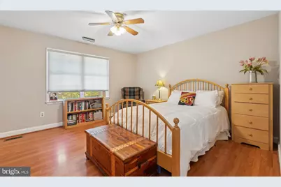 7708 Castlebury Court, Warrenton, VA 20186 - Photo 17