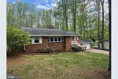 7302 Stuart Circle, Warrenton, VA 20187 - Photo 3