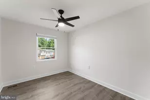 8609 Harrison Ct, Marshall, VA 20115 - Photo 17