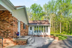 5699 Red Brick Rd, Warrenton, VA 20187 - Photo 11