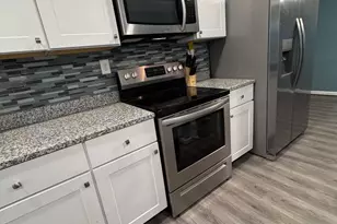 12350 Roselawn Ln, Midland, VA 22728 - Photo 17