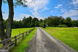12350 Roselawn Ln, Midland, VA 22728 - Photo 41