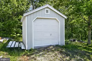 8427 Springs Way Pl, Warrenton, VA 20186 - Photo 59