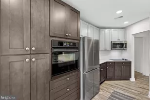 6704 Holly Farm Ln, Warrenton, VA 20187 - Photo 13