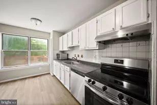 8 Aviary St, Warrenton, VA 20186 - Photo 17