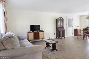 6439 Lancaster Dr, Warrenton, VA 20187 - Photo 5